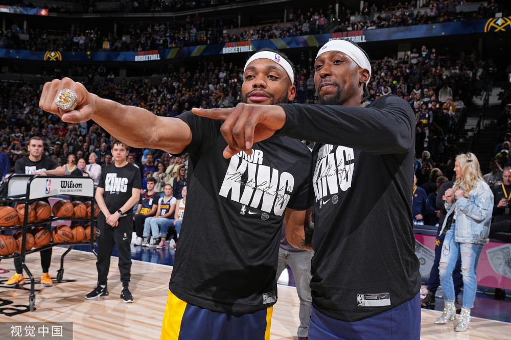 中国队的备 中国队的备